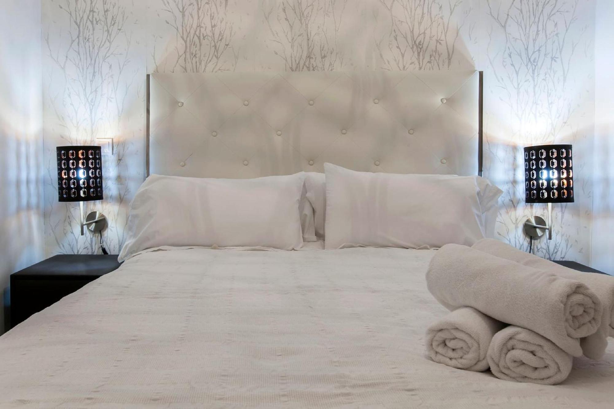 Apartamentos Day Madrid Callao Centro Gran Via Sol Malasana Eksteriør billede