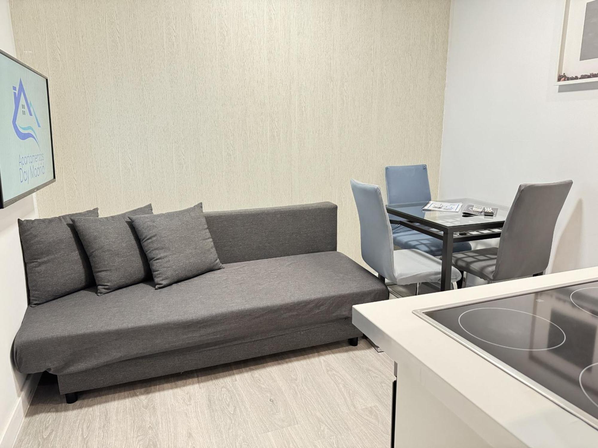 Apartamentos Day Madrid Callao Centro Gran Via Sol Malasana Eksteriør billede