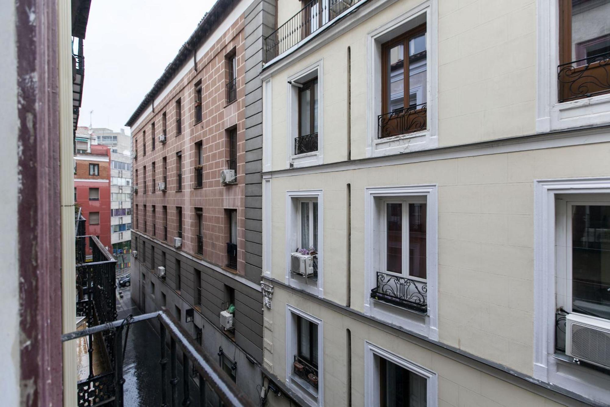 Apartamentos Day Madrid Callao Centro Gran Via Sol Malasana Eksteriør billede